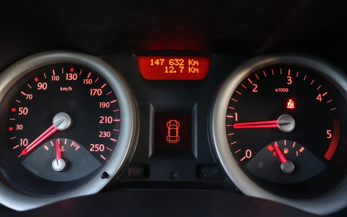 Renault Megane cena 3444 przebieg: 147650, rok produkcji 2005 z Poznań małe 154